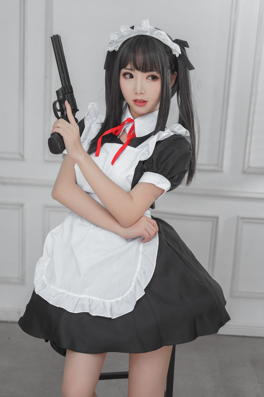 [面饼仙儿] 人气Coser 左轮女仆