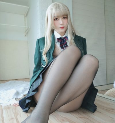 [Silver白银] 人气Coser 灰色空间
