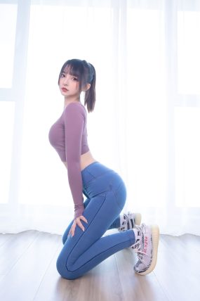 神楽坂真冬 牛仔裤女孩《牛仔狂热》