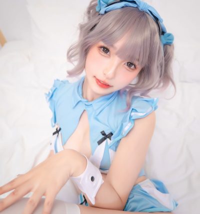 神楽坂真冬 蓝调女仆