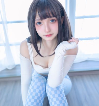 神楽坂真冬 蓝白格