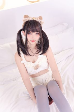 神楽坂真冬 草莓胖次