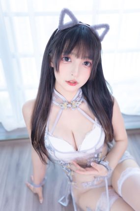 神楽坂真冬 羞涩喵喵