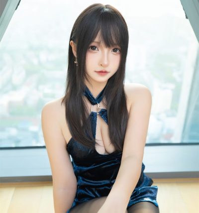 神楽坂真冬 蓝衣旗袍